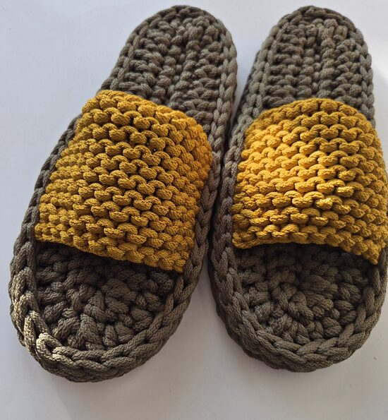 Vīriešu čības ''Kamielis"